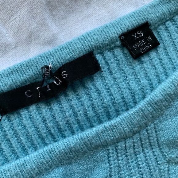 Cyrus super cute cable knit light blue sweater NWOT size XS - Picture 8 of 10